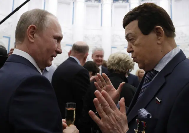 Путін та Кобзон