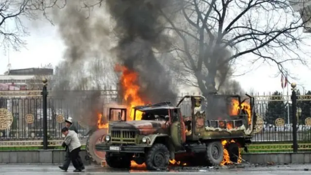 2010-жылы 7-апрели