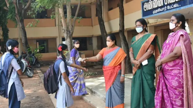 புதுச்சேரி பள்ளி
