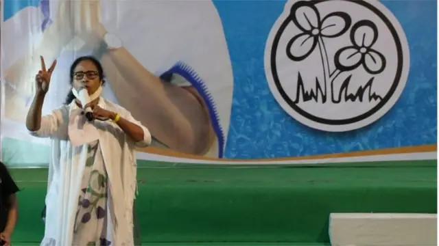 তৃতীয়বারের মতো পশ্চিমবঙ্গের মুখ্যমন্ত্রী হচ্ছেন মমতা ব্যানার্জী