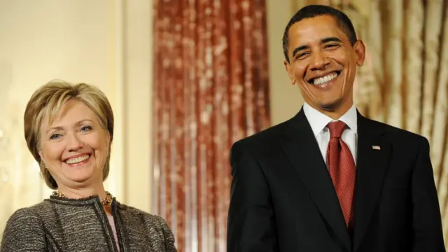 2009: Barack Obama y Hillary Clinton.