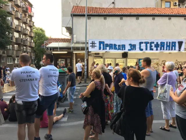 protest na Karaburmi