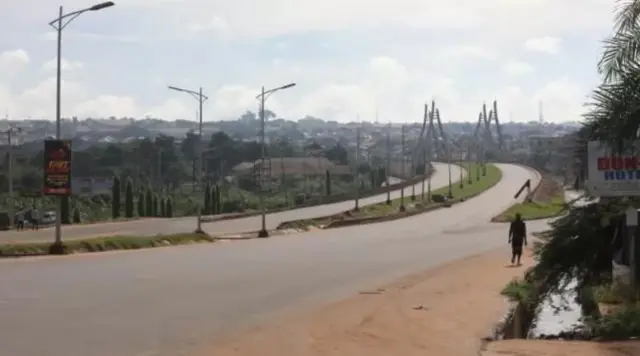 Akwa, Anambra steeti bụ isi obodo steeti ahụ.