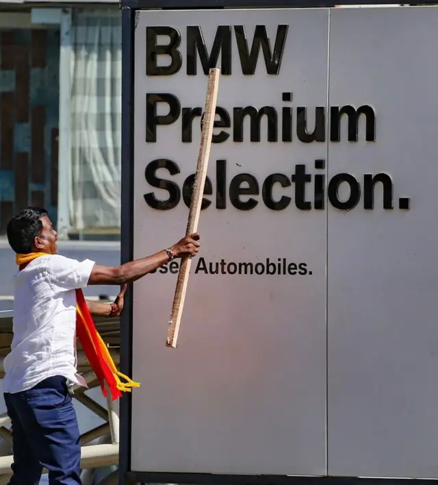 கர்நாடகாவில் பன்னாட்டு நிறுவனங்கள் கன்னட பணியாளர்கள் எண்ணிக்கையை வெளியிட வேண்டுமா?