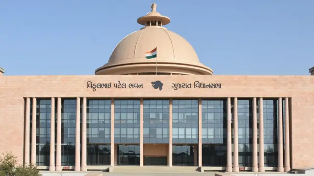 ગુજરાત, બીબીસી ગુજરાતી, ભાજપ, કૉંગ્રેસ, આમ આદમી પાર્ટી, રાજકારણ, અમિત ચાવડા, ગોપાલ ઇટાલિયા, રમણલાલ વોરા, શંકર ચૌધરી, વિધાનસભા, ગુજરાત વિધાનસભા