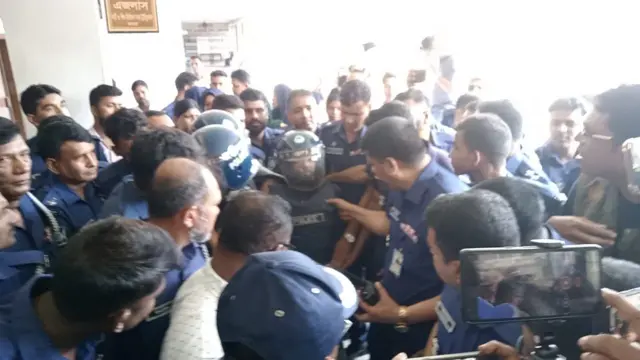 প্রধান আসামী শিশুটির বোনের শ্বশুড় হিটু শেখকে মৃত্যুদণ্ড দেয়া হয়েছে।