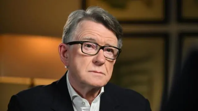 پیتر مندلسون، سفیر پیشین بریتانیا در آمریکا، که از سوی کی‌یر استارمر انتخاب شده بود، به‌دلیل ارتباطش با جفری اپستین برکنار شد