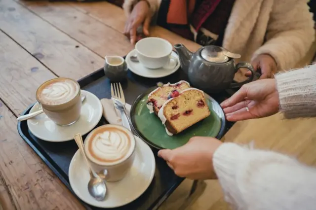 Benefit of sugar to di body