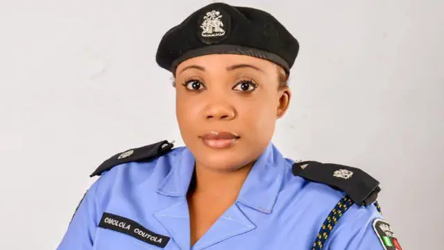 Aworan Omolola Odutola