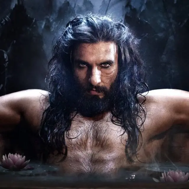 రణ్‌వీర్ సింగ్ పోస్టర్