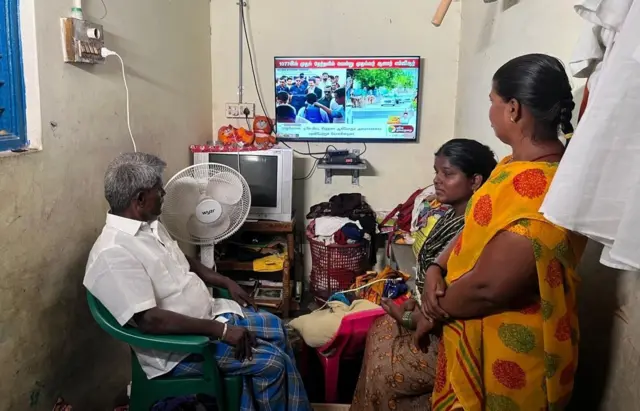 பெருமாள்–செல்வராணி குடும்பம்.