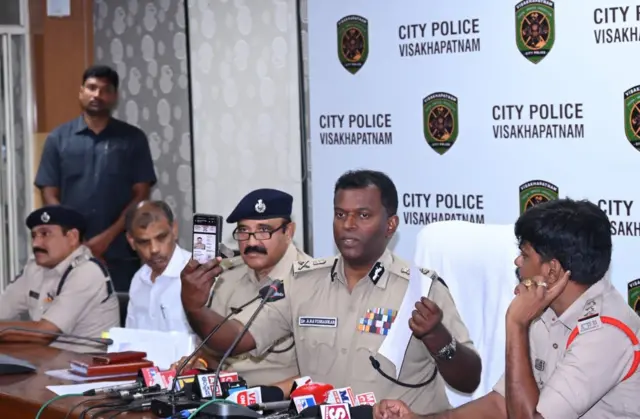 కంబోడియా గ్యాంగ్ మోసం