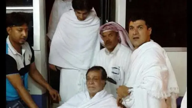 Kader Khan da 'ya'yansa a aikin Hajj