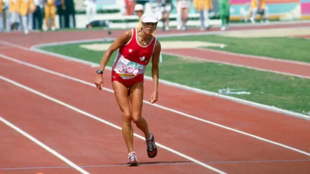 கேப்ரியலா ஆண்டெர்சன் ஸ்கீஸ்