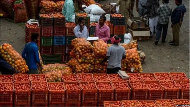 सब्जियों की मंडी