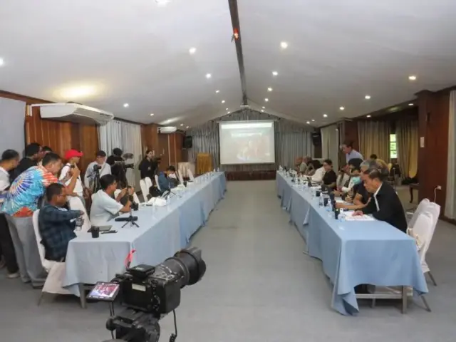 ဇူလိုင် ၃၀ ရက် ထိုင်း၊ မဲဆောက်မြို့မှာ ကျင်းပခဲ့တဲ့ ဘုံနိုင်ငံရေး သဘောတူညီချက် ပထမမူကြမ်း အခမ်းအနား