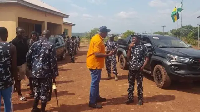 Mazi Chijioke Ezugwu na ndị uweojii