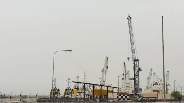 ወደብ ባጽዕ ሕድሳት ይግበረሉ ከም ዘሎ ይግለጽ