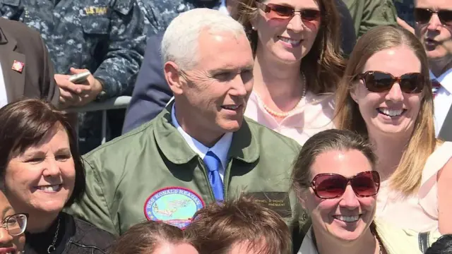 مايك بنس نائب الرئيس الأمريكي