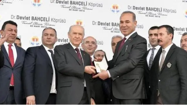 Hüseyin Sözlü Devlet Bahçeli ile birlikte