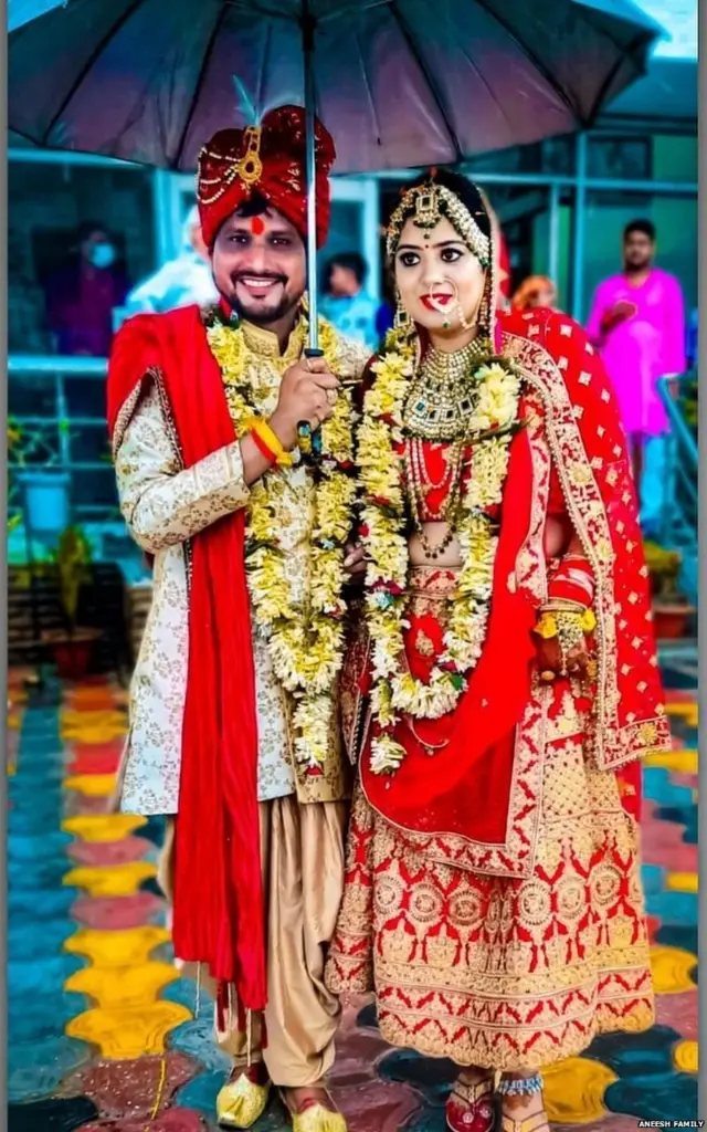 அனிஷ் & தீப்தி