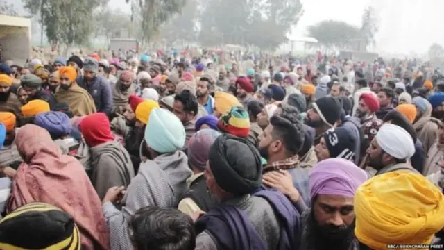 ਵਿੱਕੀ ਗੌਂਡਰ ਦੇ ਸਸਕਾਰ ਵੇਲੇ ਇਕੱਠ