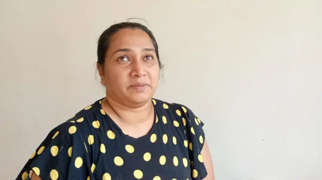 இலங்கை: புயலுக்கும், பசிக்கும் நடுவே மக்களின் பசியாற்றும் மனிதநேய உள்ளங்கள்