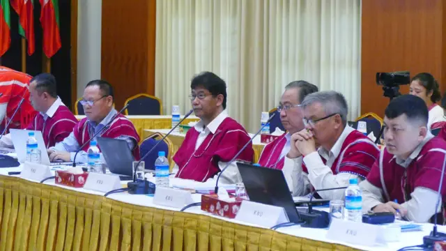 NRPC မှာ ငြိမ်းချမ်းရေး အလွတ်သဘောဆွေးနွေး