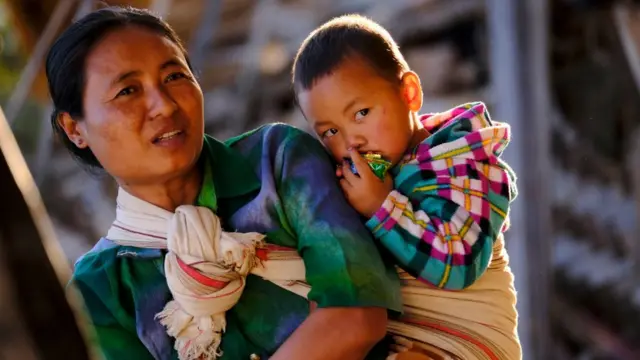 မိခင်နဲ့ သူ့ကလေး