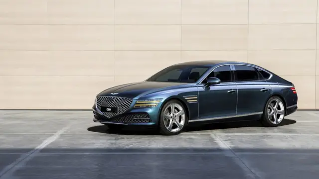 جنسیس در سال ۲۰۱۶ با معرفی نسل اول مدل G80 فعالیت خود را آغاز کرد