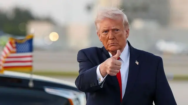 डोनाल्ड ट्रंप