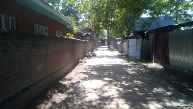 आदिल का गांव