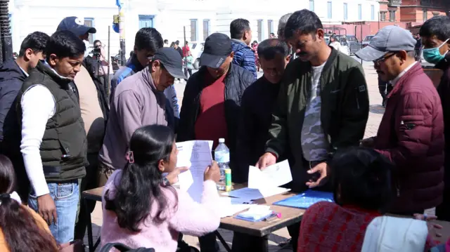 मतदान केन्द्र