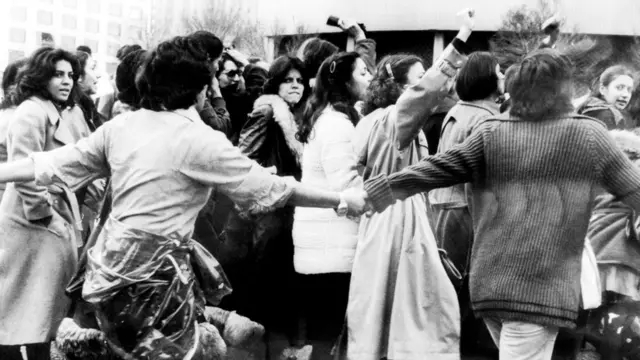 تظاهرات زنان