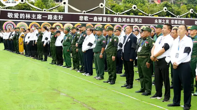 မြန်မာစစ်တပ်၊ ဝ ၊ မြောက်ပိုင်းညီနောင်မဟာမိတ်တွေ နဲ့ တရုတ်ကိုယ်စားလှယ်တို့ တစုတစည်းတည်းတွေ့ရတဲ့ ဦးစိုင်းလင်းစျာပန