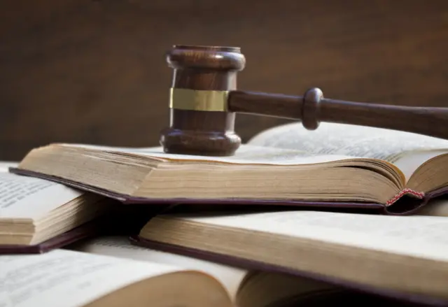 వైఎస్ఆర్ లా నేస్తం