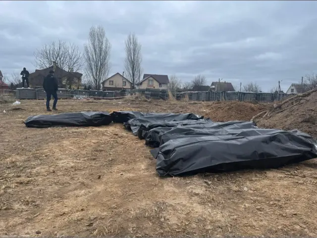 Бучанська різанина 