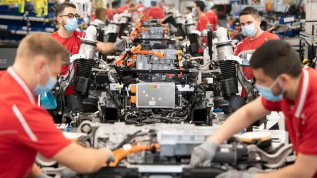 Producción de autos eléctricos