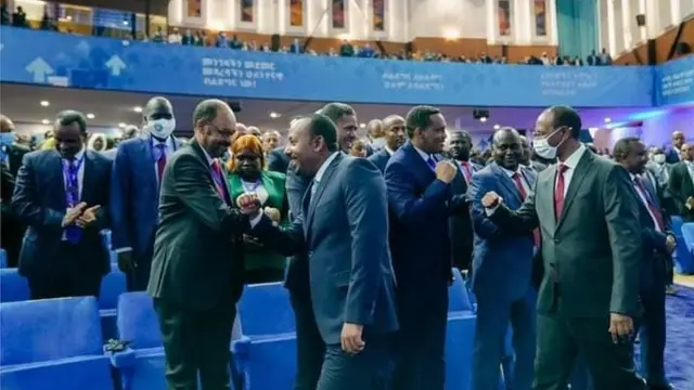 ጠቅላይ ሚኒስትር ዐቢይና ከፍተኛ ባለሥልጣናት