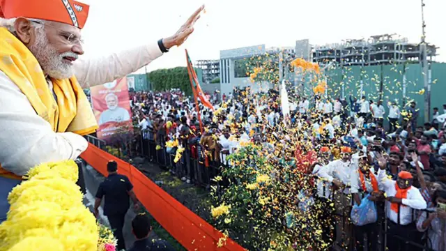 नरेंद्र मोदी