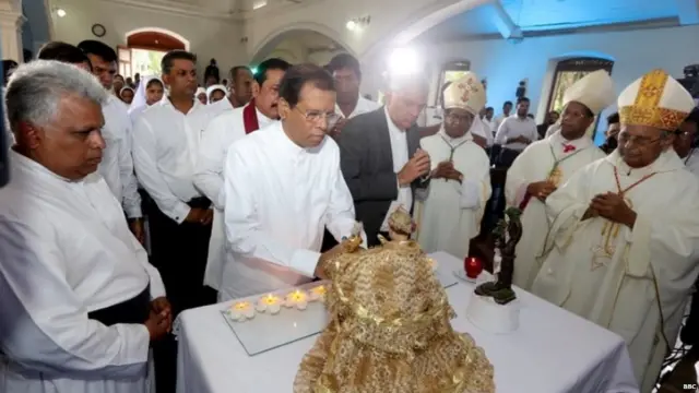 අගරදගුරු මන්දිරයේ පැවති දිව්‍ය පූජා යාගය