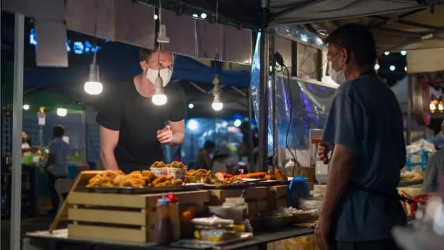 นักท่องเที่ยวภูเก็ตแซนด์บ็อกซ์