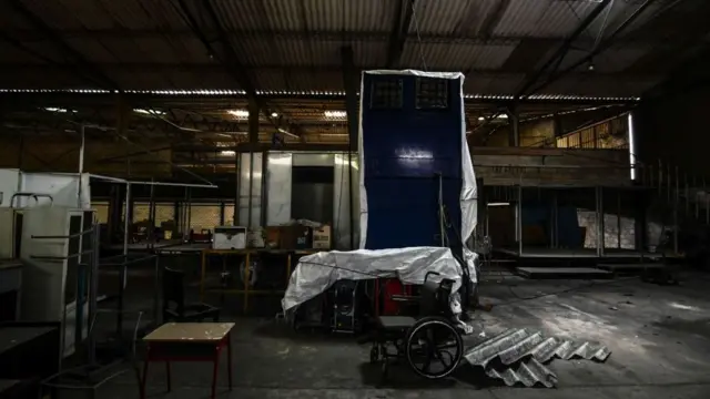 Fábrica venezolana parada.