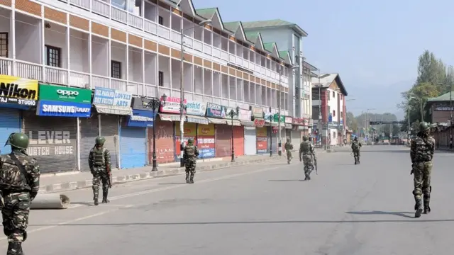 भारत प्रशासित कश्मीर में बंद