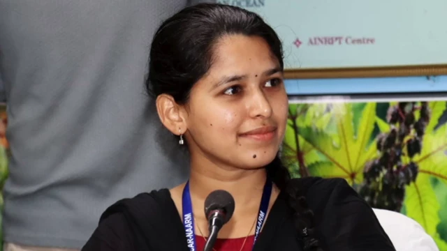 डॉ. नुनावत अश्विनी