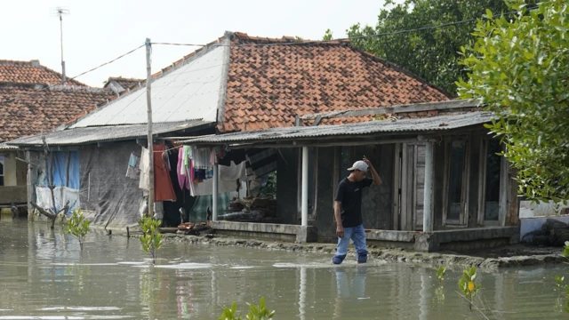 banjir rob, pesisir utara jawa, pantura, indramayu, eretan wetan 