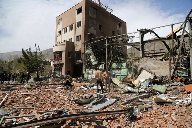 கெட்ட வார்த்தை மூலம் எச்சரித்த டிரம்புக்கு இரானின் பதில் என்ன?