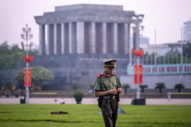 Trong thông điệp gửi lực lượng công an, ông Trọng nhấn mạnh vai trò "thanh bảo kiếm" của Đảng