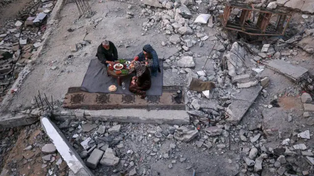 ఖలేద్ నాజి, ఆయన కుటుంబం