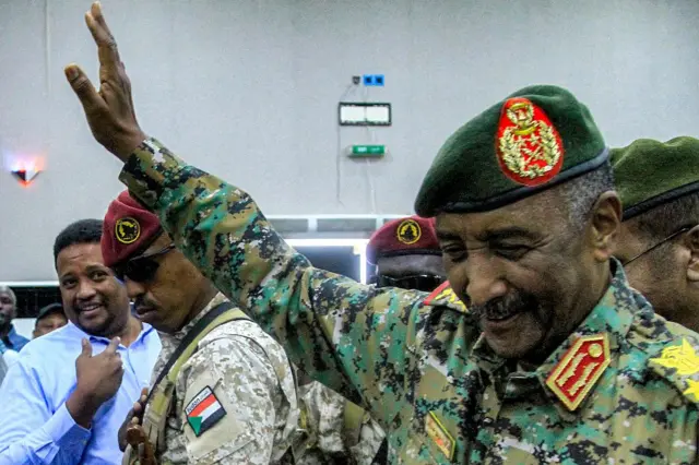 ዑደት ጀነራል ኣልቡርሃን ናብ መዓርፎ ነፈርቲ ካርቱም